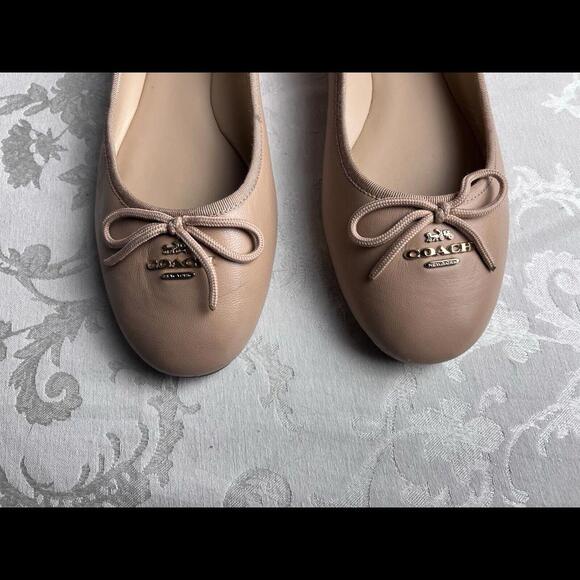 Coach Womens Shoes Size 9 Tan Leather Ballet Flats - Picture 6 of 14